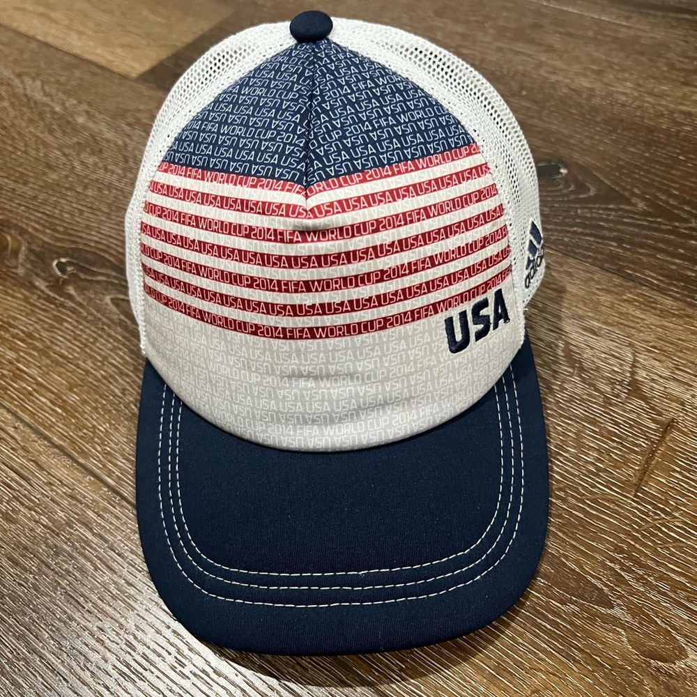 NWT Adidas USA Fifa World Cup Cap white and blue color